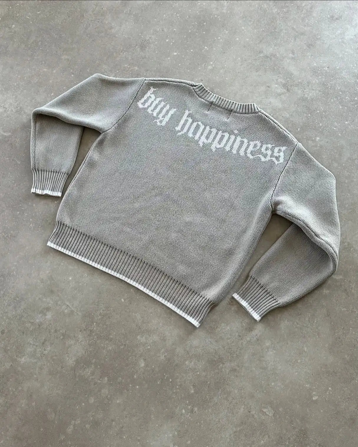 Y2K Round Neck Gray Knitted Sweater New Popular Symbol Pattern Retro Harajuku Pullover Autumn Winter Warm Boxy Men's Clothing