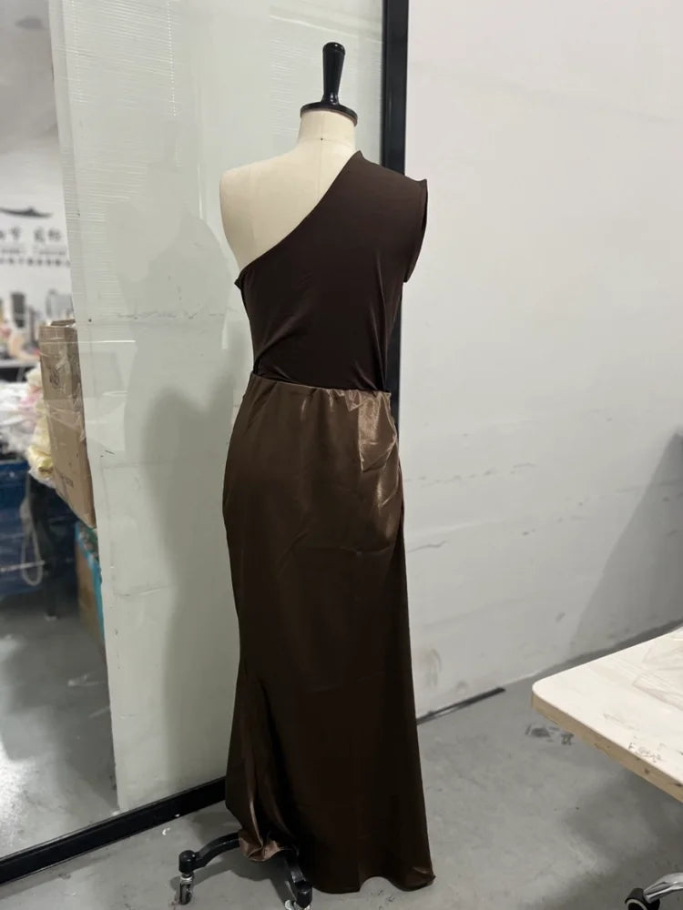 Luxary Solid Satin Maxi Dress Elegant One Shoulder Sleeveless High Waist Ruffle Robe 2025 New Summer Evening Party Clothing