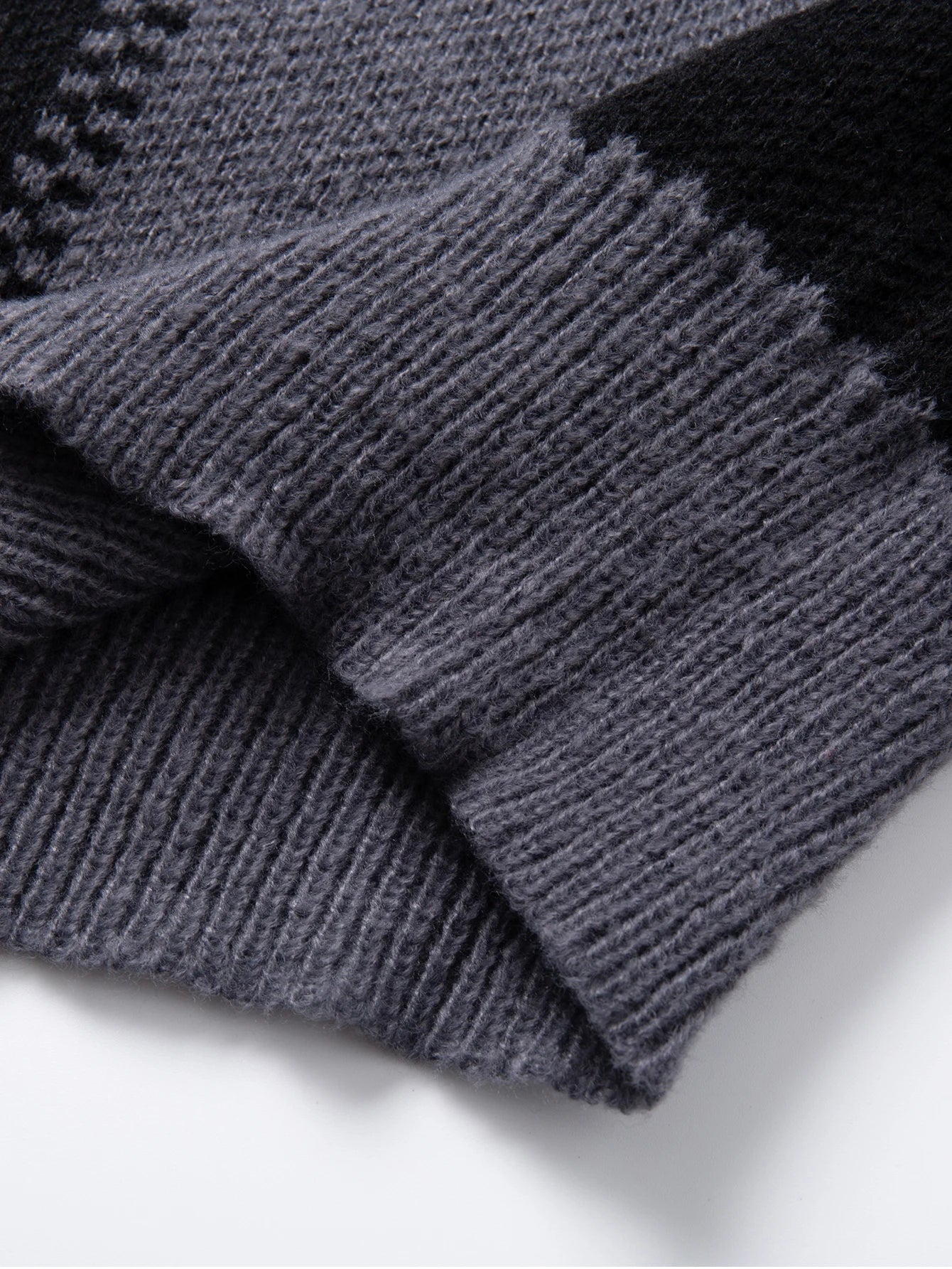 Retro Trendy Plaid Jacquard Pattern Pullover Sweater Casual Round Neck Color-Block Knit Men's Pullover