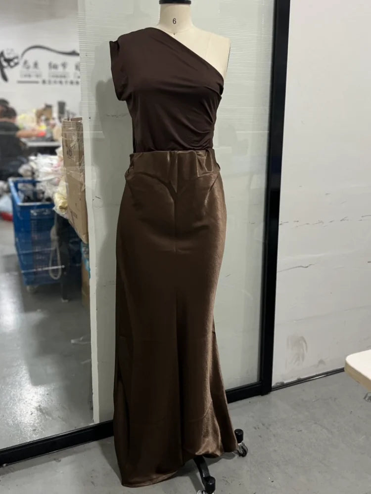 Luxary Solid Satin Maxi Dress Elegant One Shoulder Sleeveless High Waist Ruffle Robe 2025 New Summer Evening Party Clothing