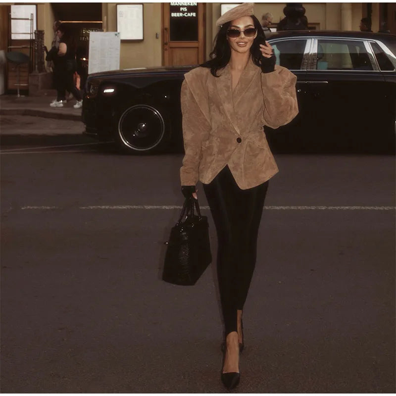 Single Breasted Buckle Casual Suede Jacket Women Chic Shoulder Pad Full Sleeve Lapel Slim Coat Autumn Lady New Highstreet Wear