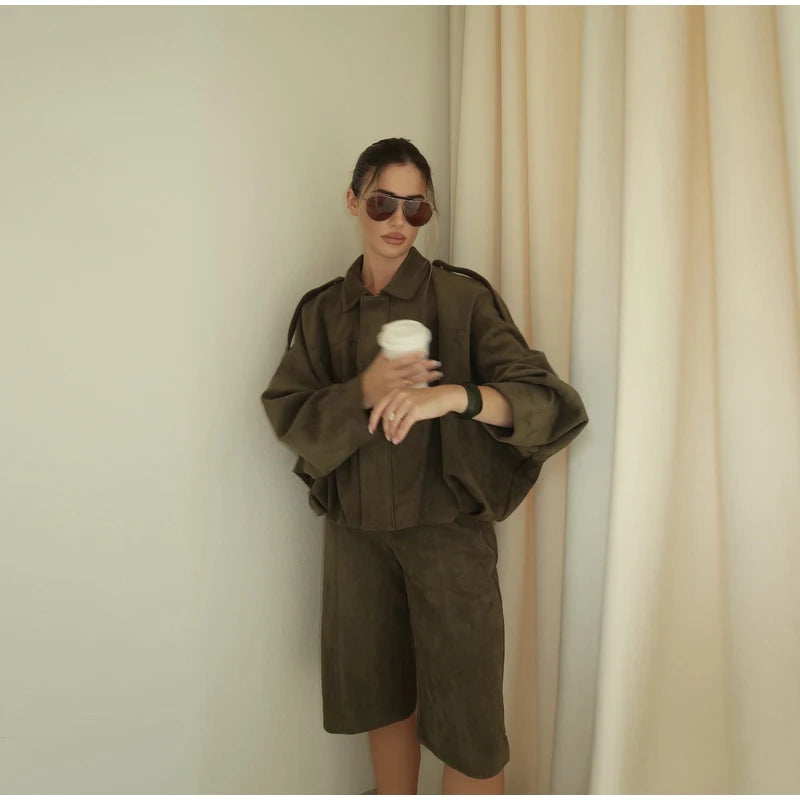 Single Breasted Buckle Casual Suede Jacket Women Chic Shoulder Pad Full Sleeve Lapel Slim Coat Autumn Lady New Highstreet Wear