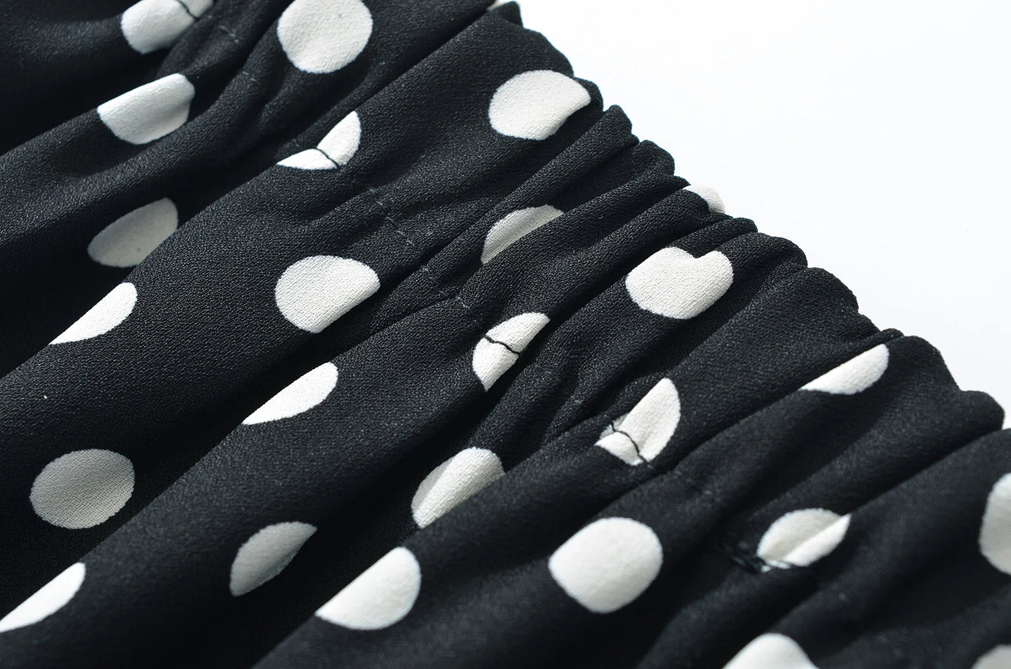2025 Sexy Black White Polka Dot Halter Tank Top + Tie Bow Sashes Elastic Waist Ruched Ball Gown BUD Mini Skirt 2 Pieces 1 Set
