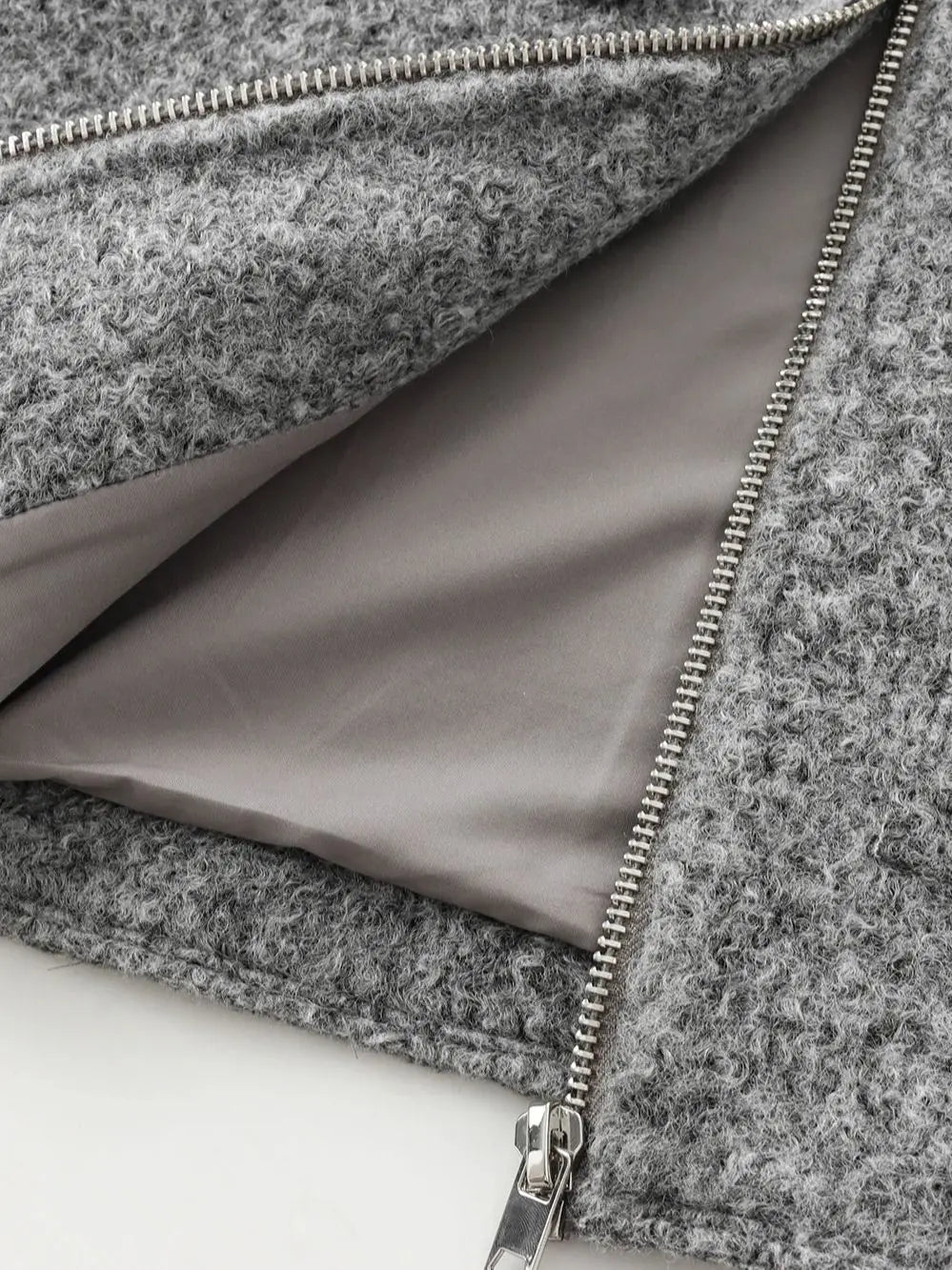 XNWMNZ 2024 Women's Fashion Autumn/Winter crop jacket Women Retro lapel neck long sleeve flaps patch pockets zipper female coat