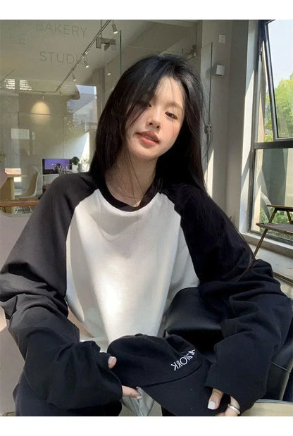 Casual Oversized T Shirt Y2k Tops Harajuku Long Sleeve O-Neck T-Shirts Spring Autumn Black White Patchwork Tees Women Streetwear