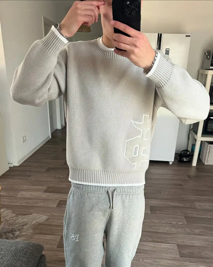 Y2K Round Neck Gray Knitted Sweater New Popular Symbol Pattern Retro Harajuku Pullover Autumn Winter Warm Boxy Men's Clothing